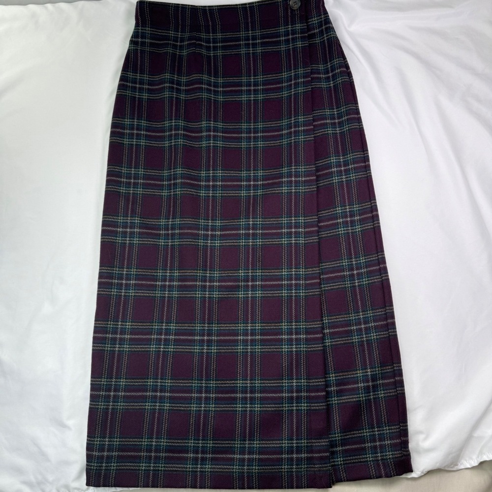 LL Bean Vintage Worsted Wool Plaid Wrap Midi Skirt Burgundy Green Made in USA 4